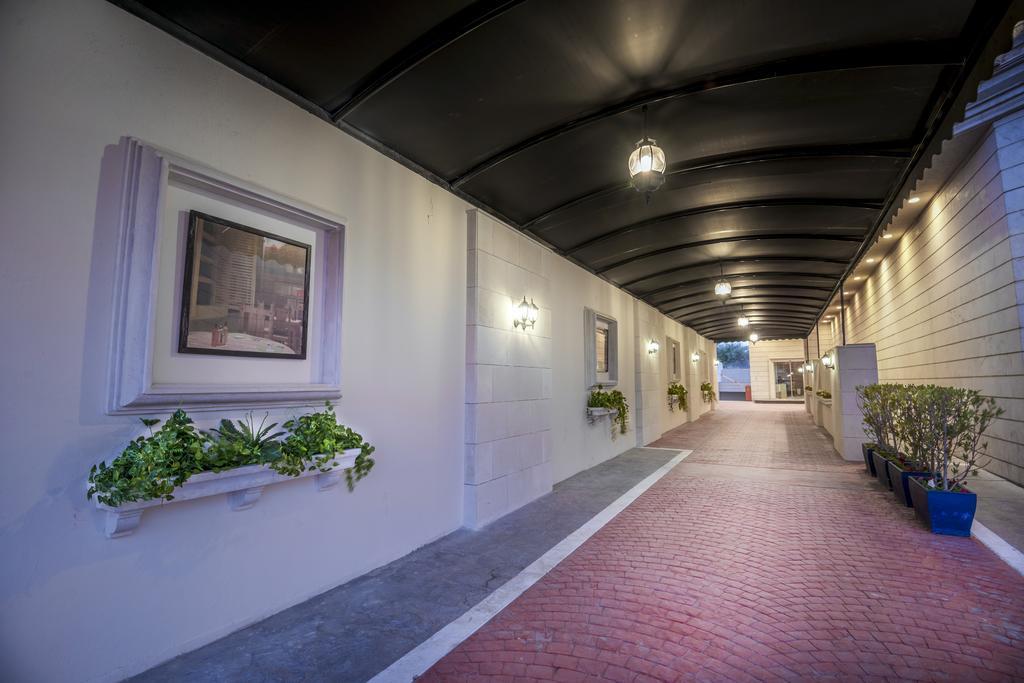 Mira Trio Hotel - Riyadh - Tahlia Street Exteriör bild