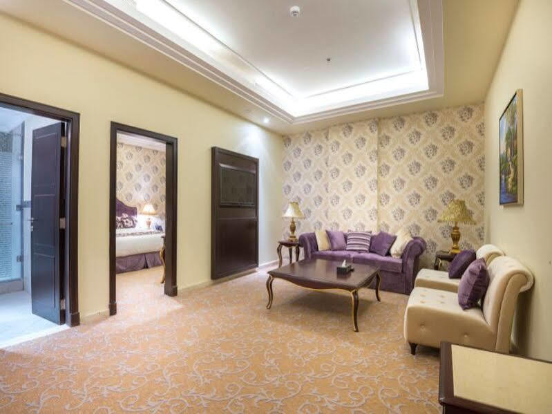 Mira Trio Hotel - Riyadh - Tahlia Street Exteriör bild